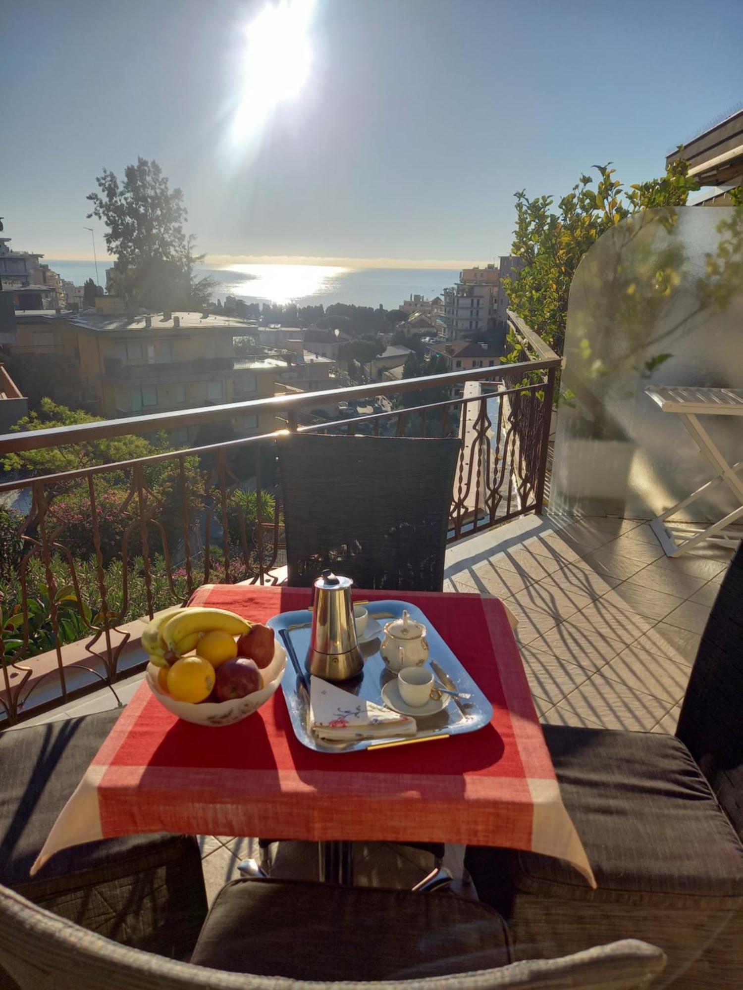 Appartamento Vista Mare Stella Marina Sanremo Eksteriør billede